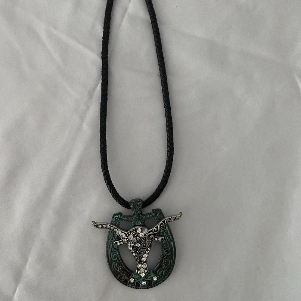 Yeeha!  Western Horseshoe Longhorn Rhinestone Necklace